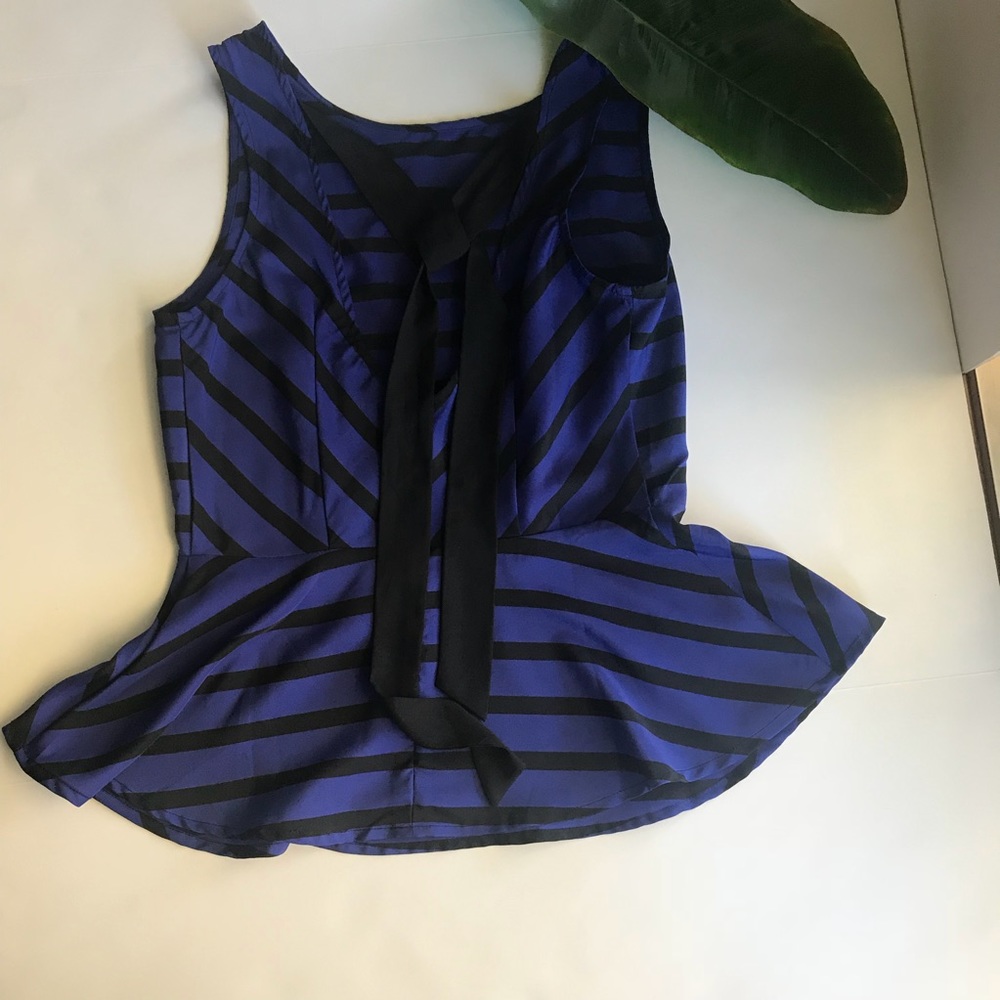 Black and blue striped scoop neck - Picture 2 of 4